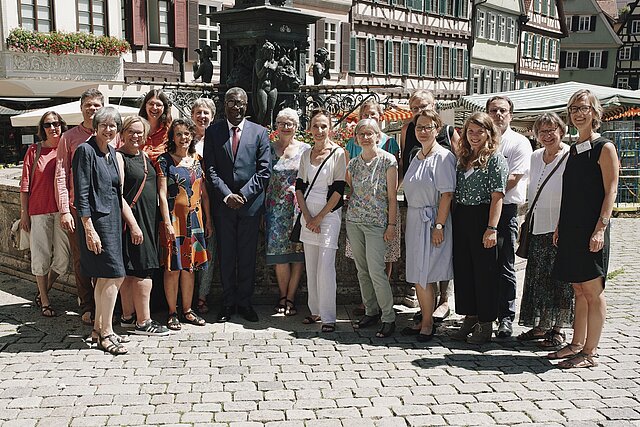 Das Difäm-Team mit Dr. Denis Mukwege Das Difäm-Team zusammen mit Dr. Denis Mukwege